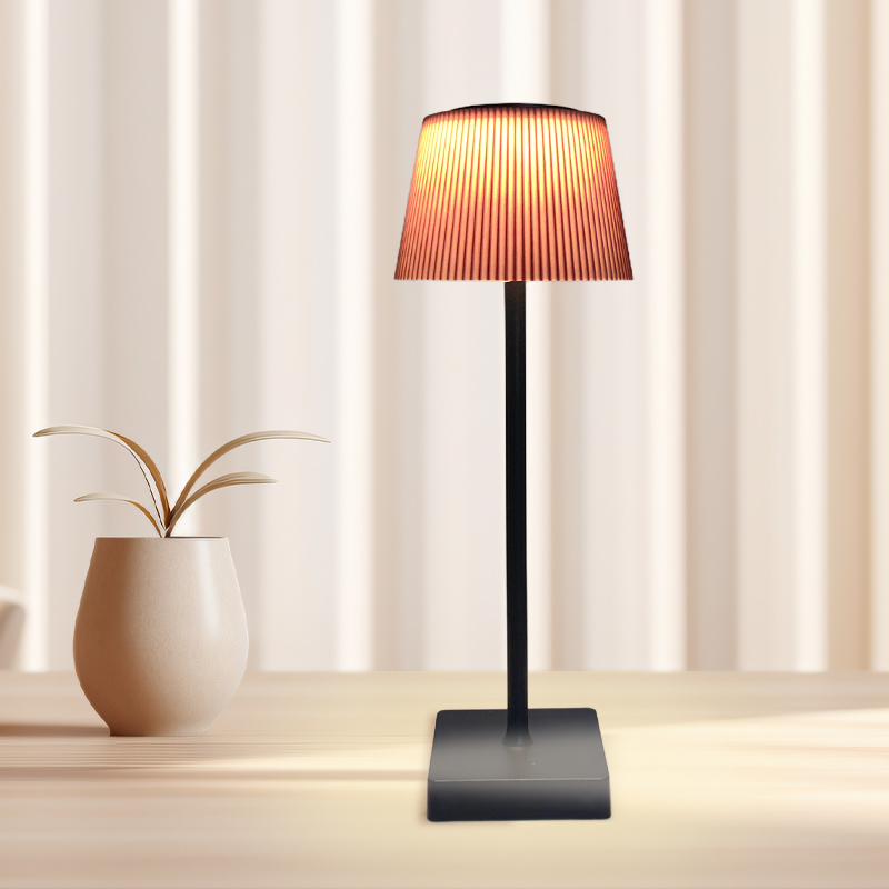 Rechargeable Wireless Pleated table lamp